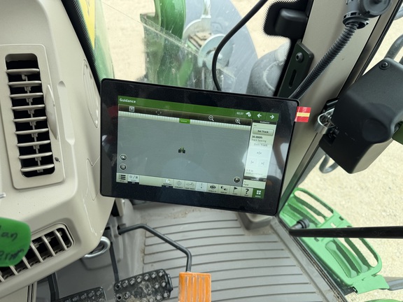 2025 John Deere 6M 165 - Photo34