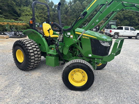 2018 John Deere 5055E