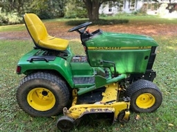 Lawn Mower For Sale 1997 John Deere 445 , 22 HP