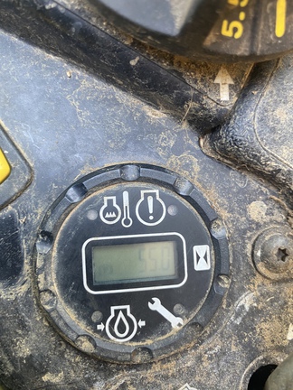 2022 John Deere Z920M Photo 2