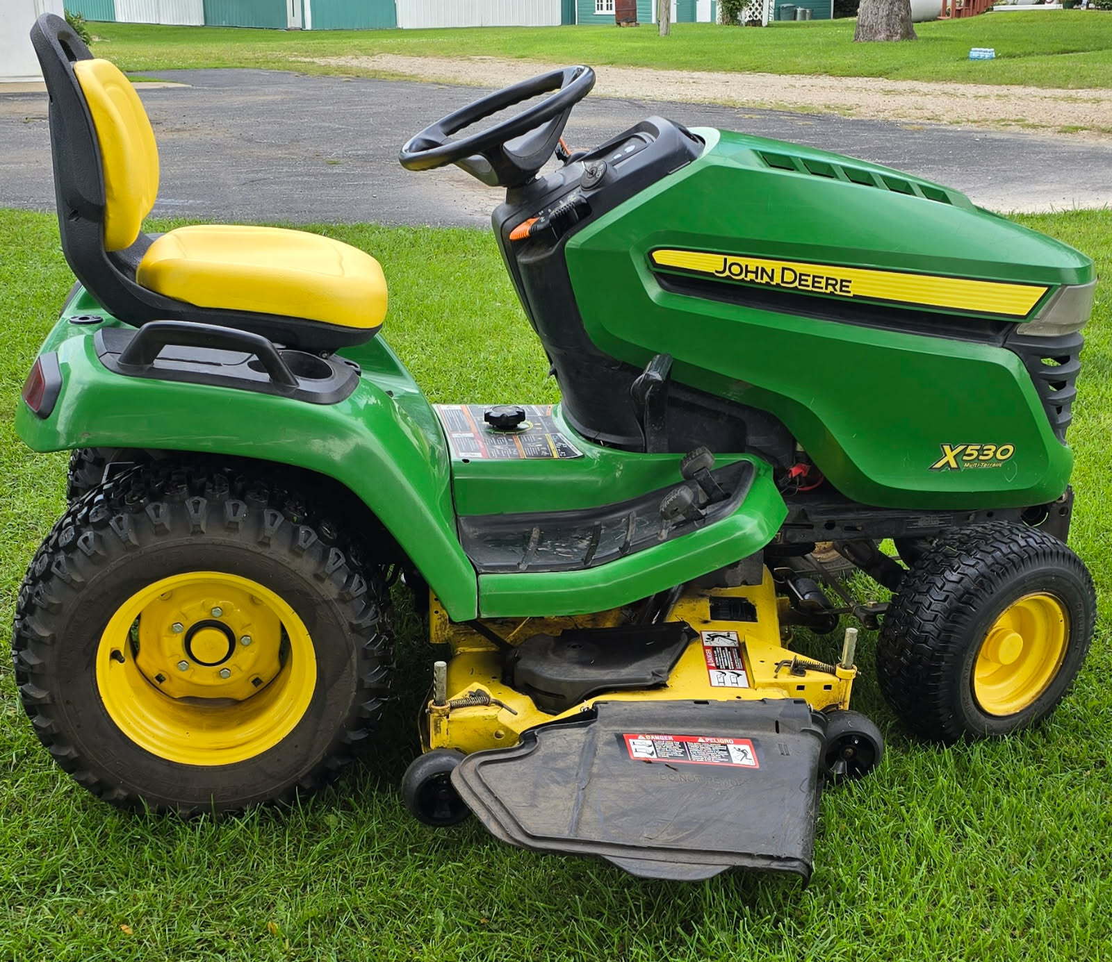 2014 John Deere X530 Image 11