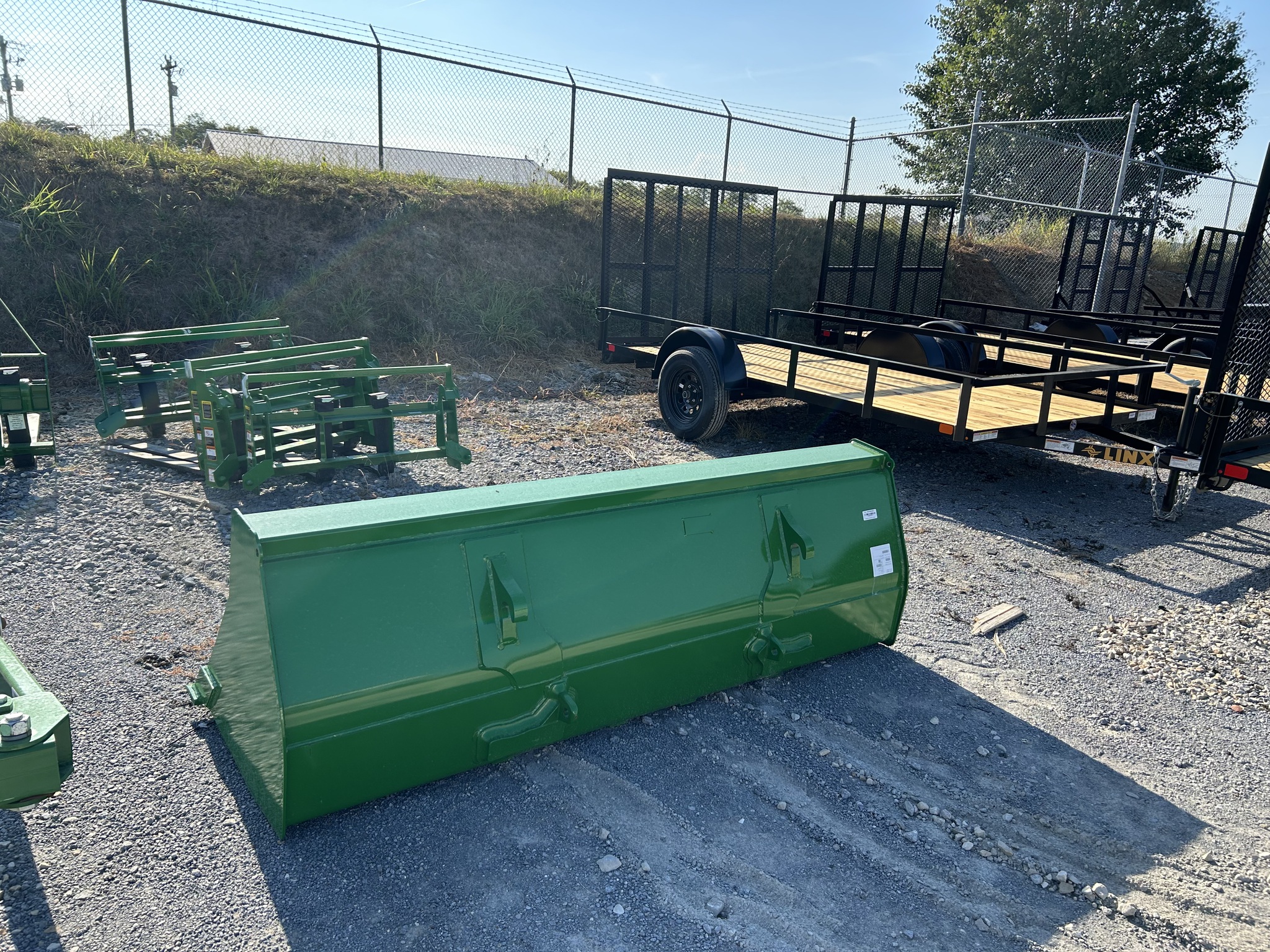 2025 John Deere 72