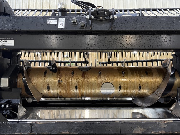 Used 2020 MacDon FD135 Combine Platforms at Horizon Ag & Turf in Lloydminster, AB - Photo9