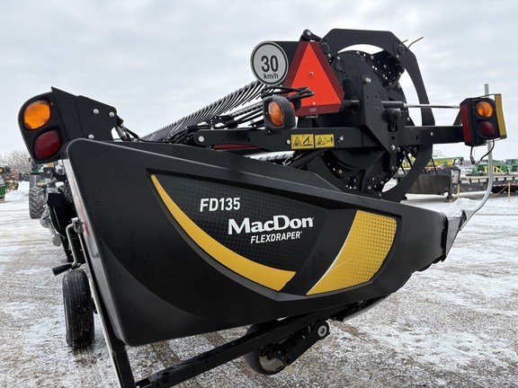 Used 2020 MacDon FD135 Combine Platforms at Horizon Ag & Turf in Lloydminster, AB - Photo4