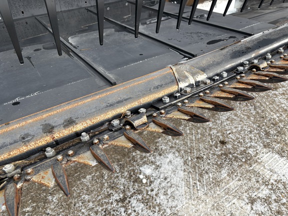 Used 2020 MacDon FD135 Combine Platforms at Horizon Ag & Turf in Lloydminster, AB - Photo5