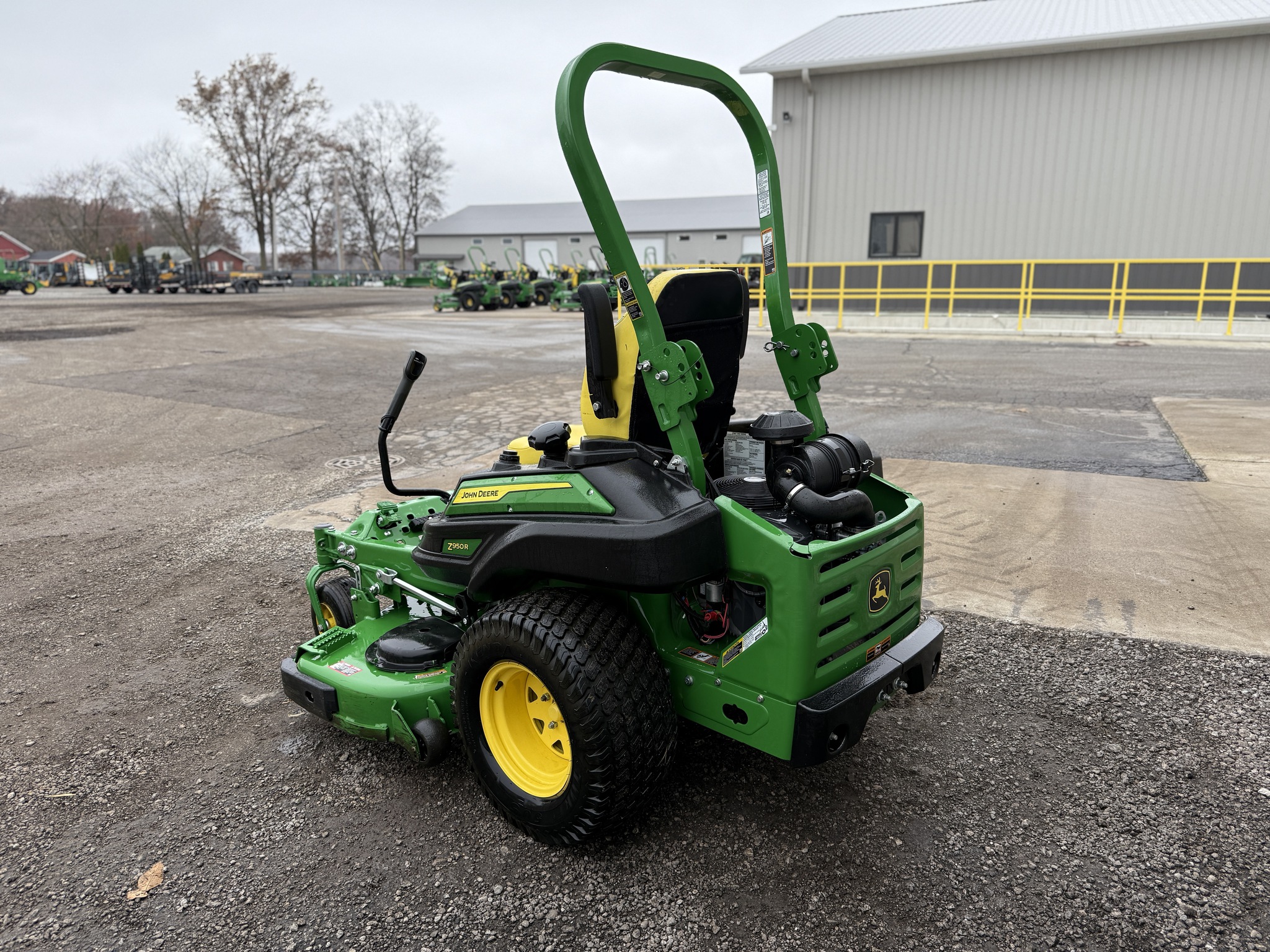2023 John Deere Z950R Image 5