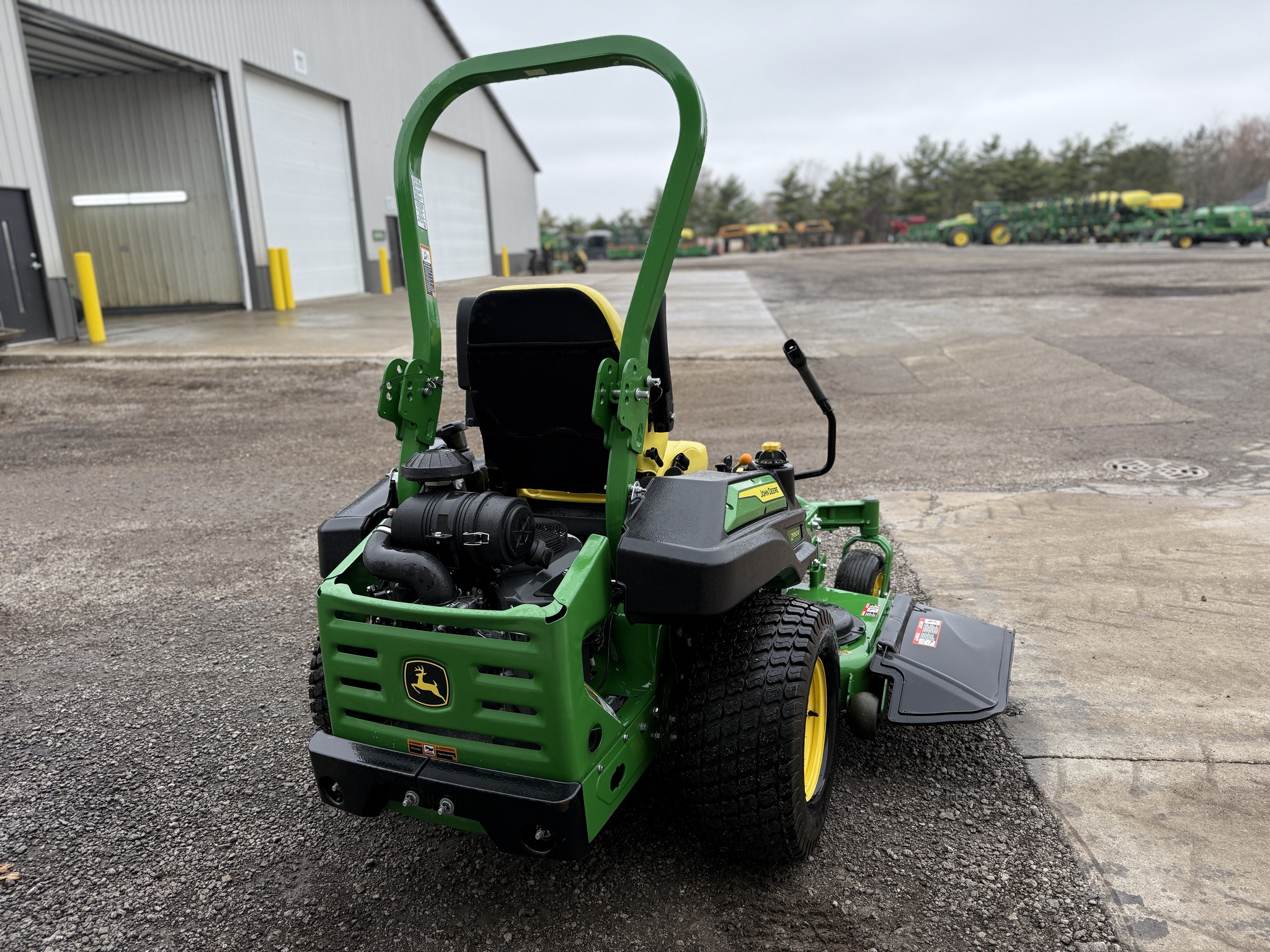 2023 John Deere Z950R Image 8