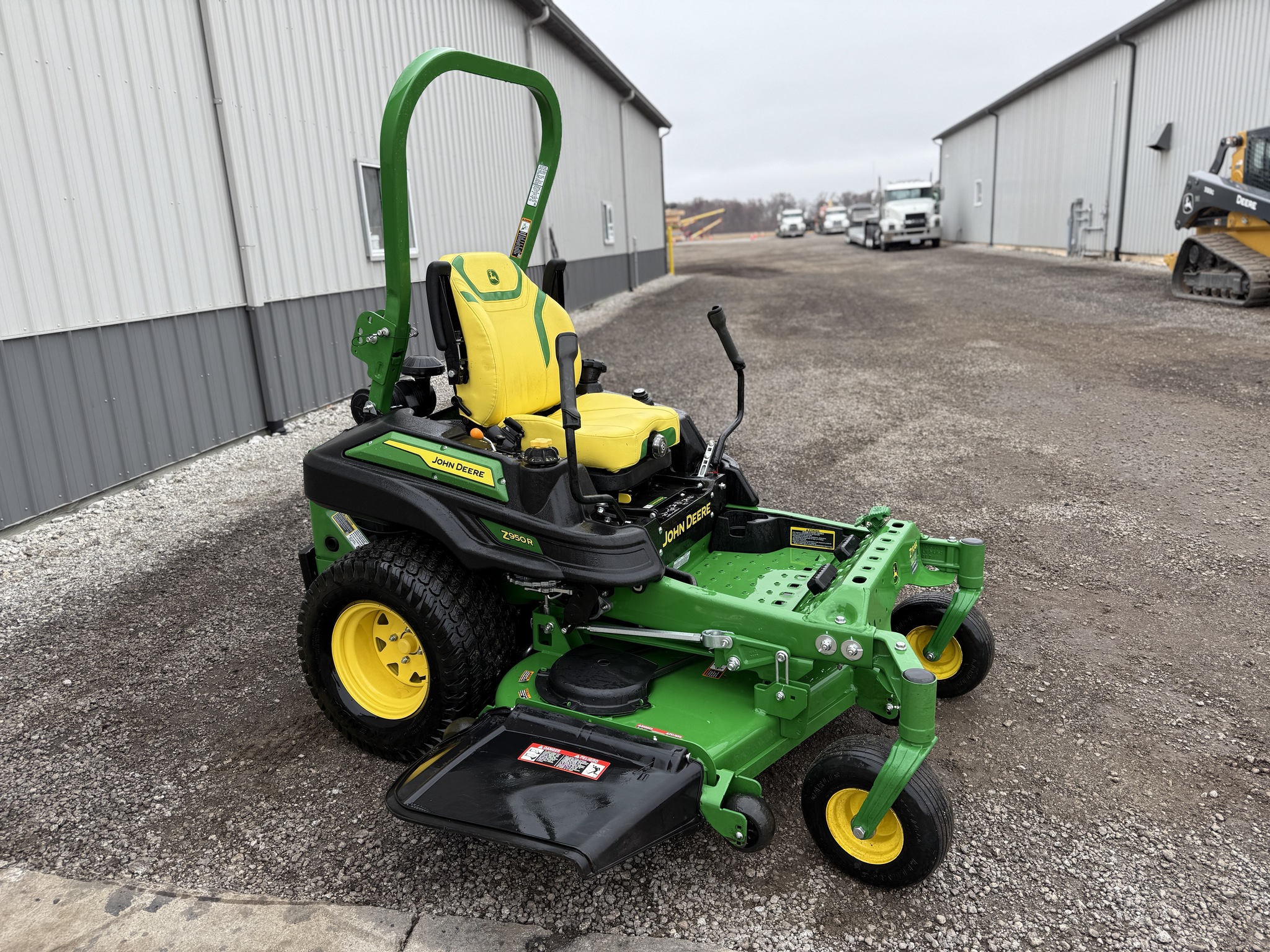 2023 John Deere Z950R Image 12