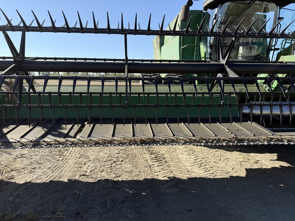 Photo of 2017 John Deere 640FD