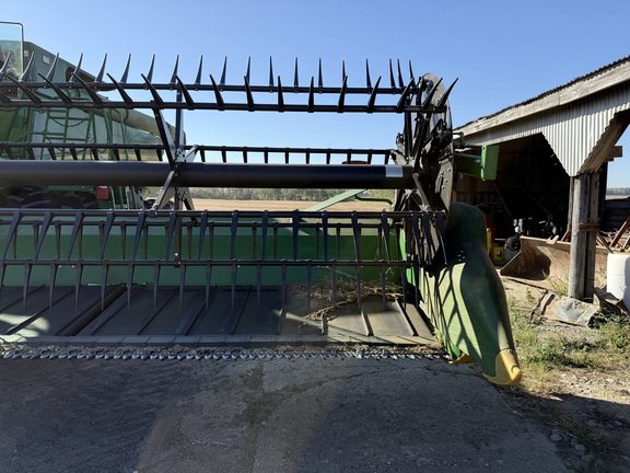 Photo of 2017 John Deere 640FD