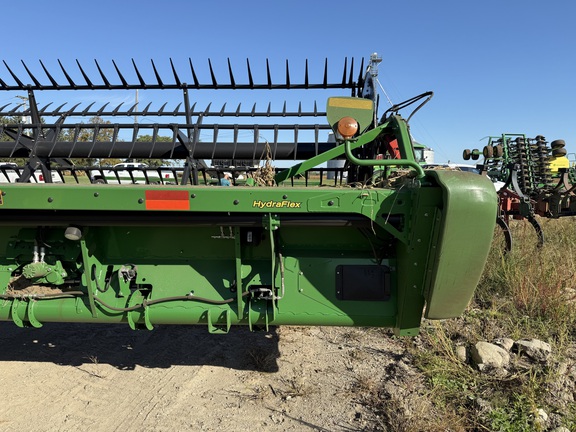 Photo of 2017 John Deere 640FD