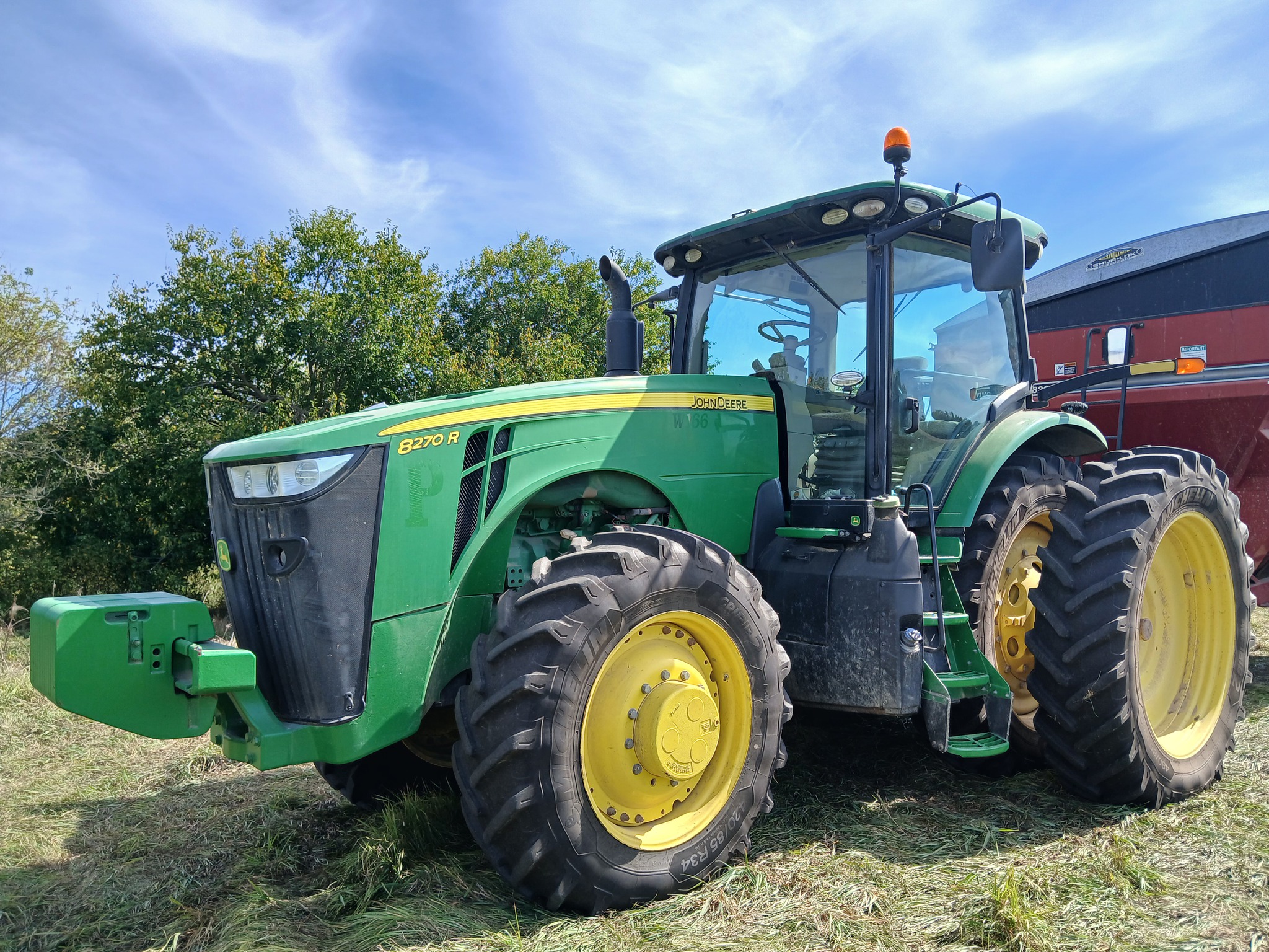 2017 John Deere 8270R Image 1
