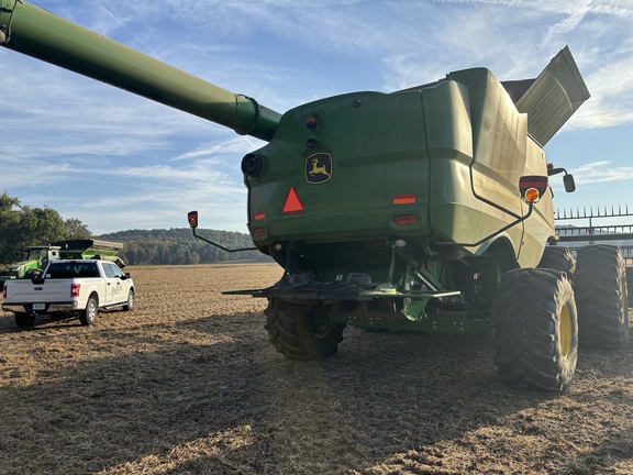 Photo of 2019 John Deere S780