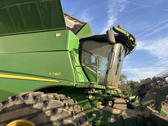 Photo of 2019 John Deere S780