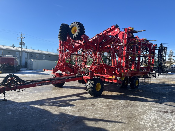 Photo of a 2017 Bourgault SPS360
