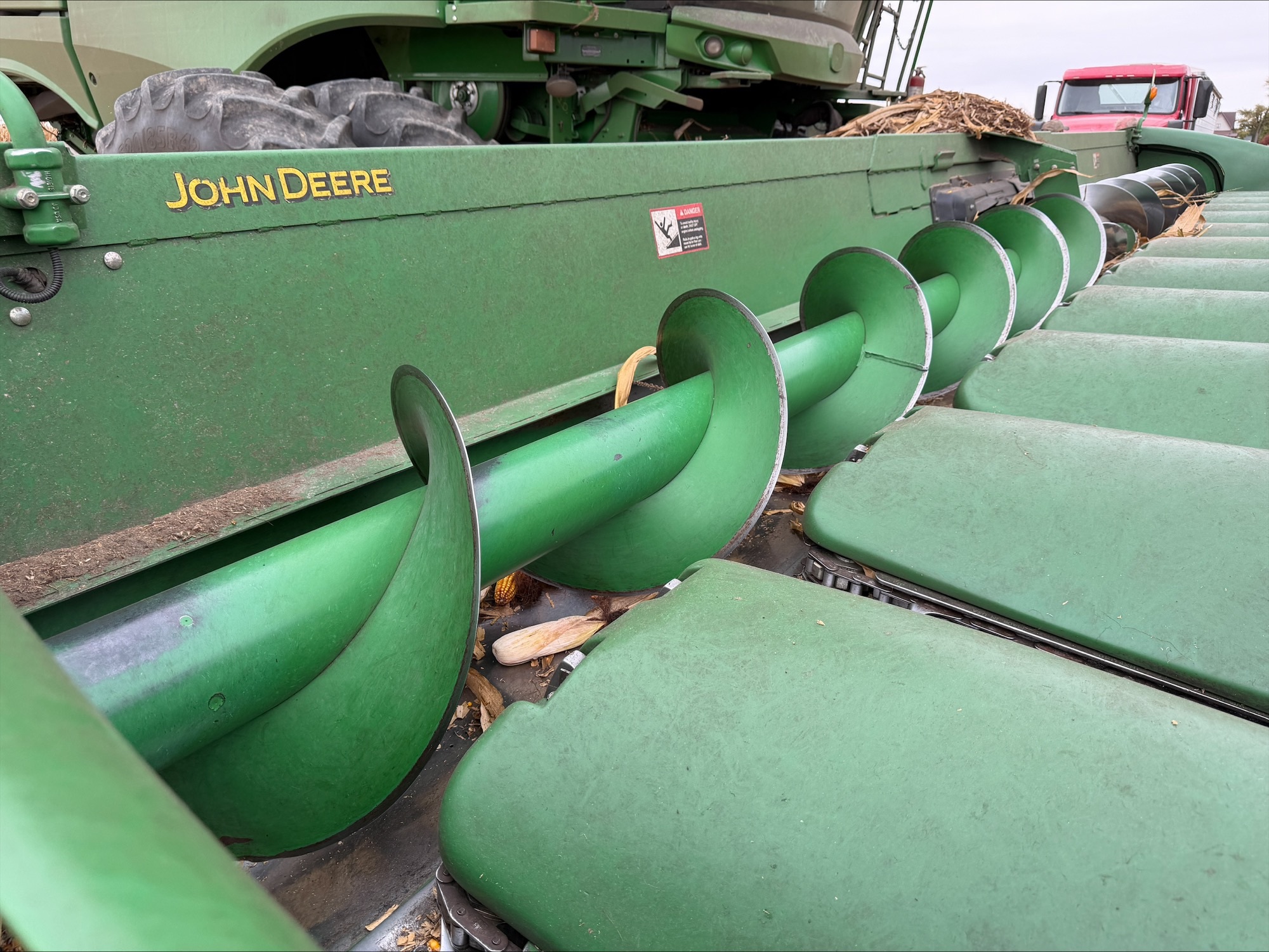 2008 John Deere 612C Image 4