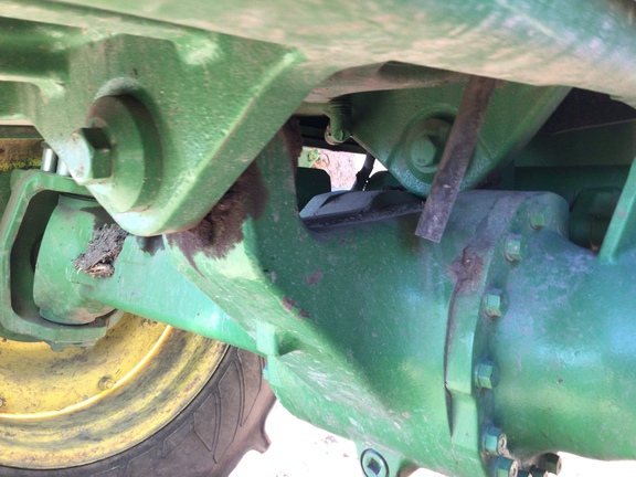 Used 2021 John Deere 6155R Row Crop Tractors at Horizon Ag & Turf in Lloydminster, AB - Photo10