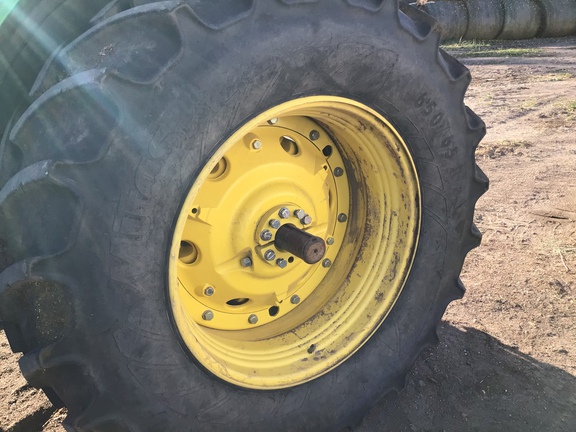 Used 2021 John Deere 6155R Row Crop Tractors at Horizon Ag & Turf in Lloydminster, AB - Photo18