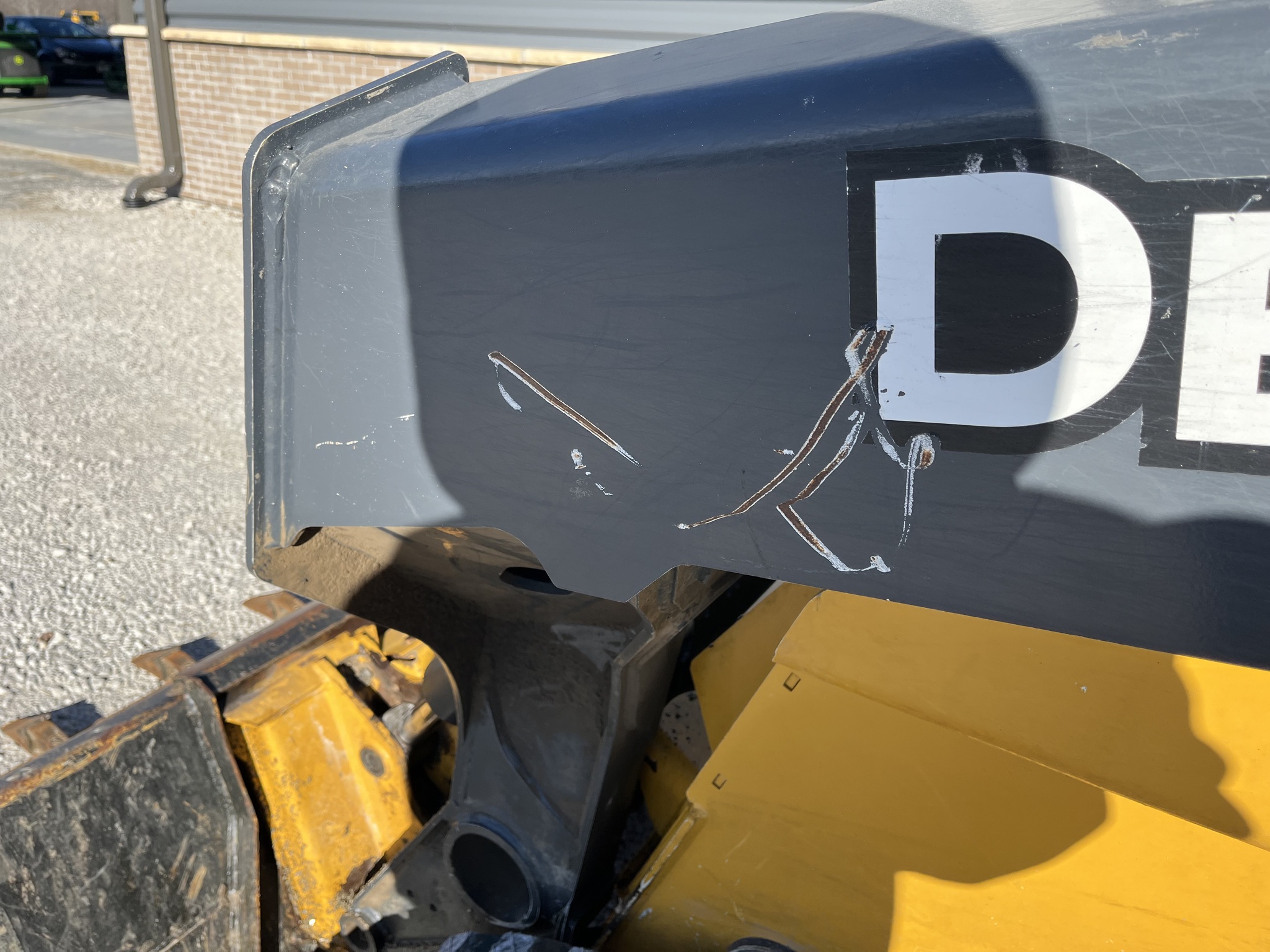  2022 John Deere 333G at Heritage Tractor in Smithville, MO