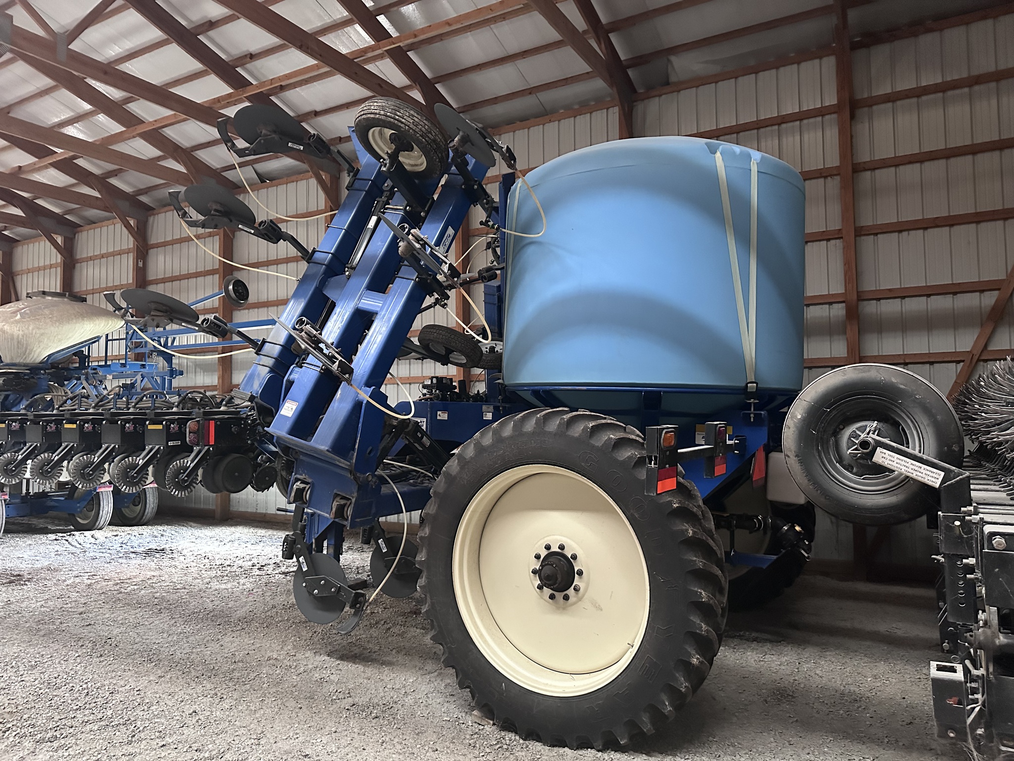 2017 Blu-Jet AT4610 Image 13