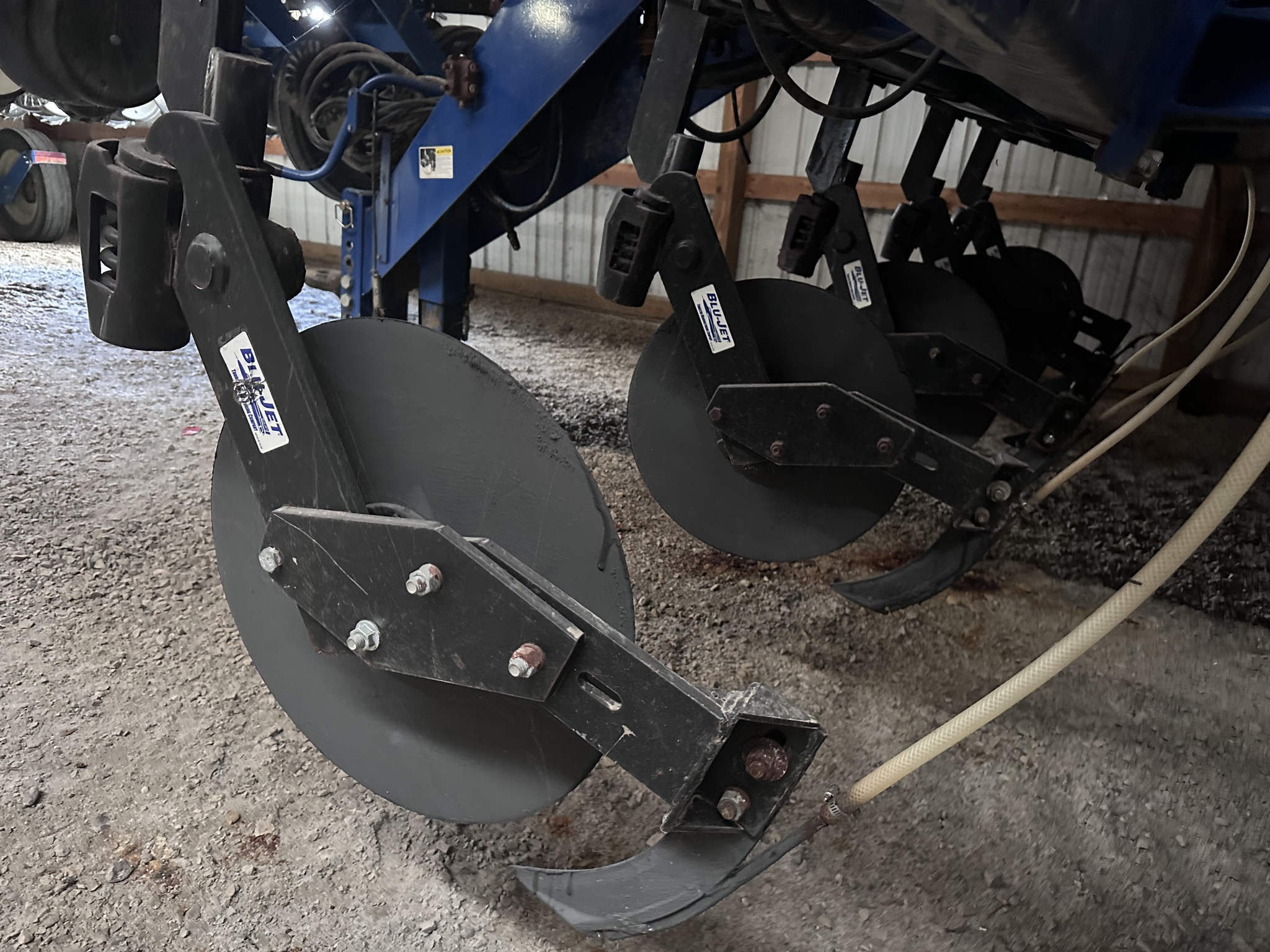 2017 Blu-Jet AT4610 Image 9