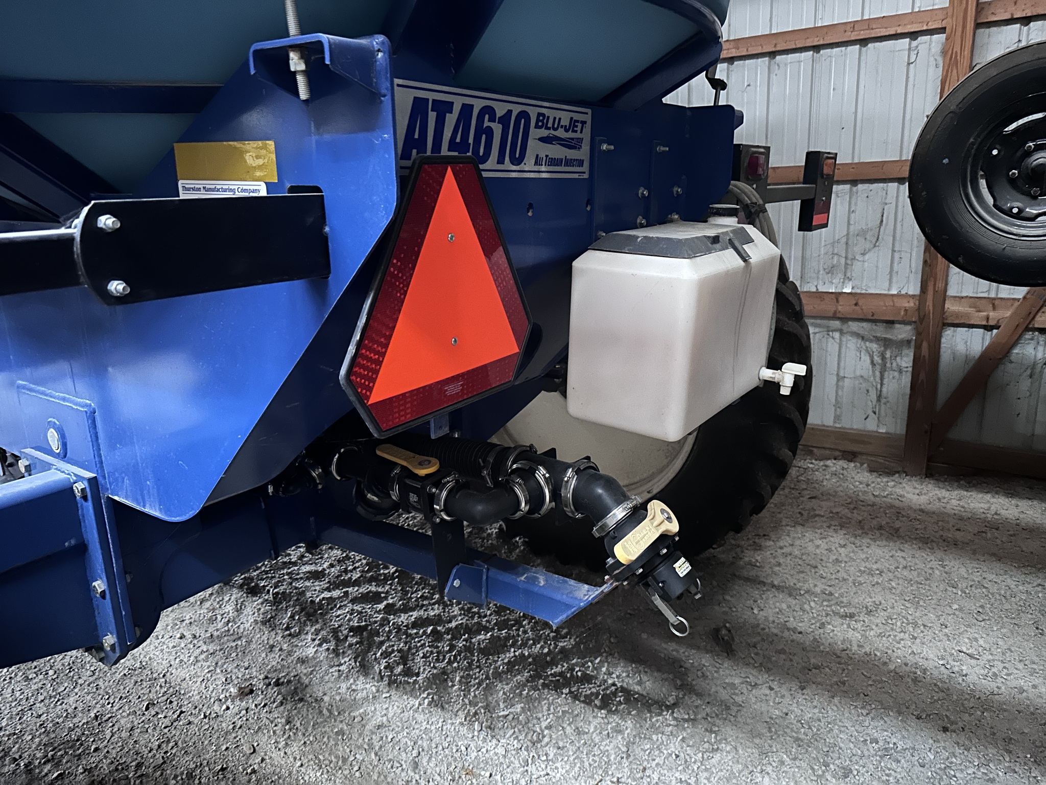 2017 Blu-Jet AT4610 Image 17