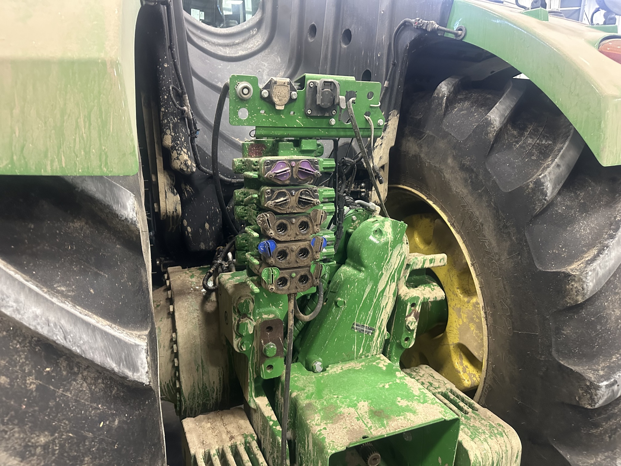 2020 John Deere 9470R Image 2