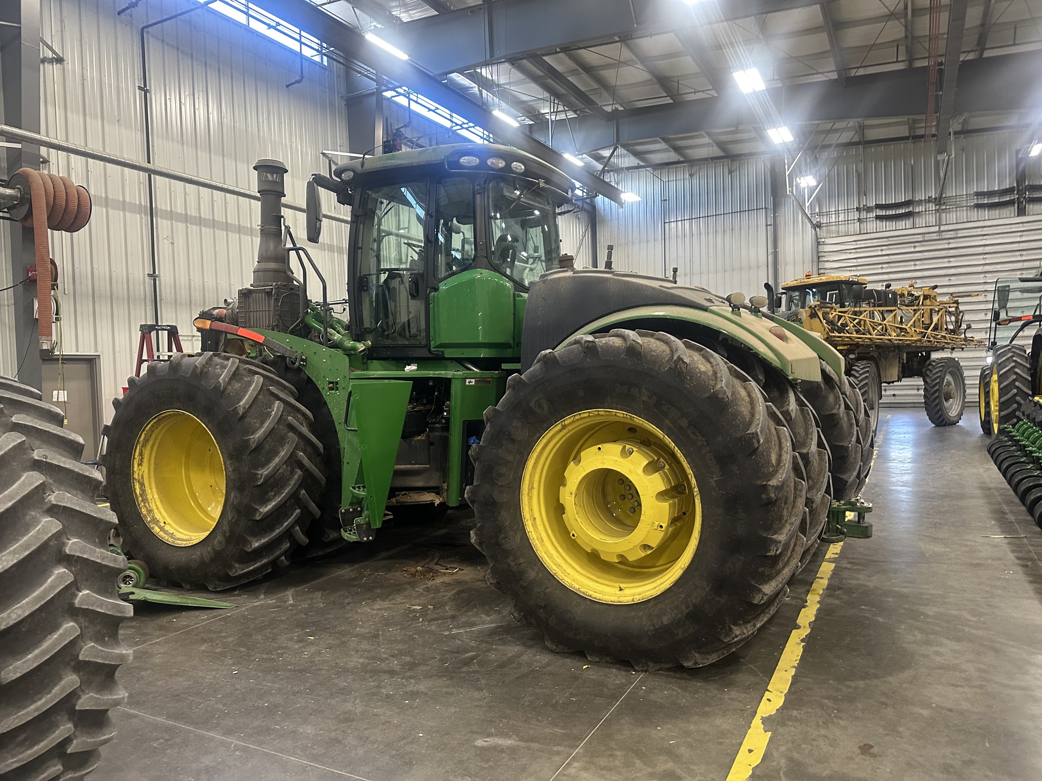 2020 John Deere 9470R Image 1