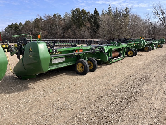2019 John Deere 735D - Photo7