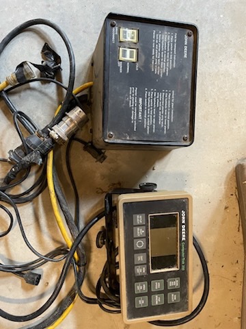 1991 John Deere 7200 Image 11