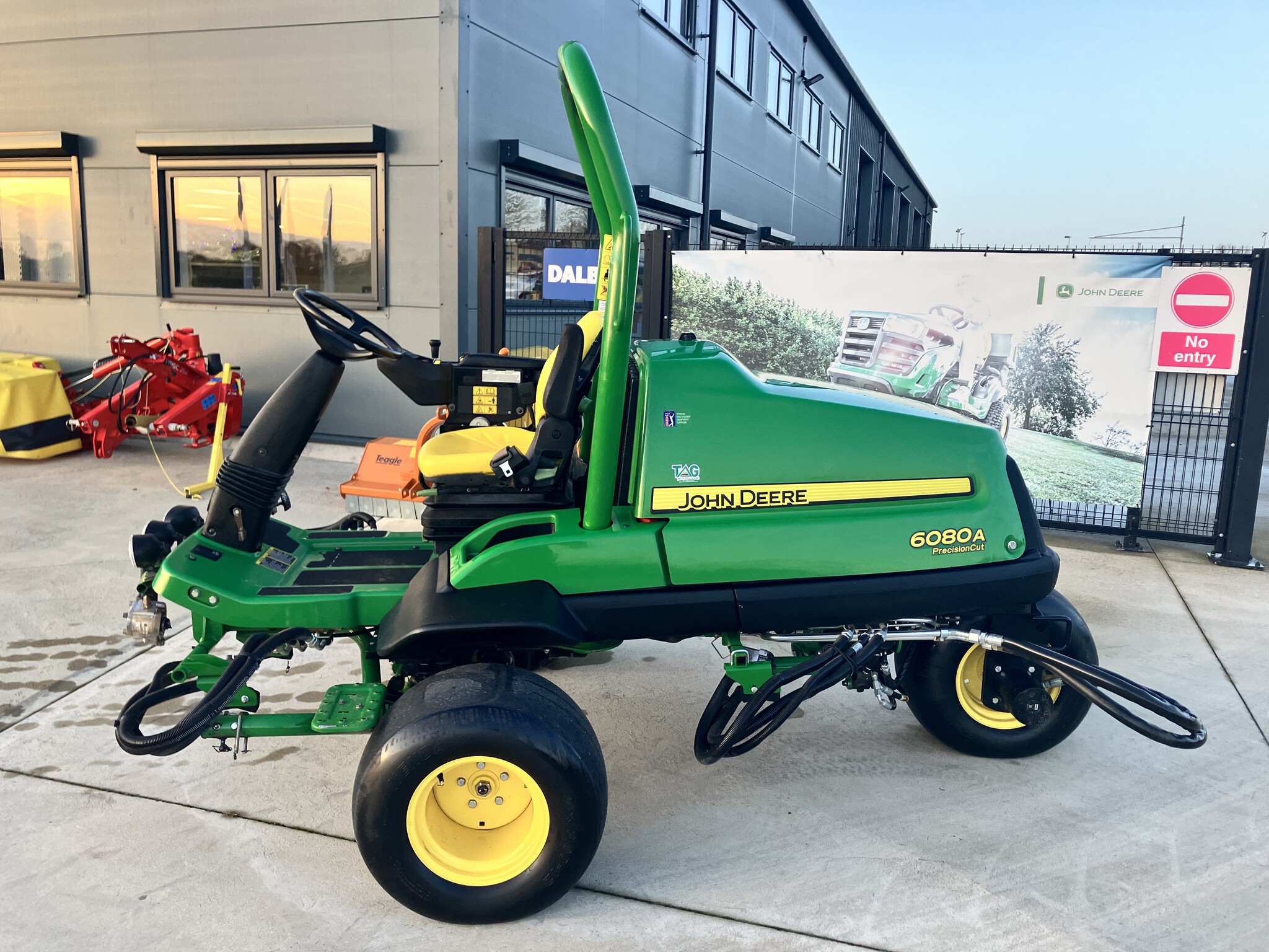 2019 John Deere 6080A