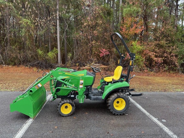 2024 John Deere 1023E Image 1