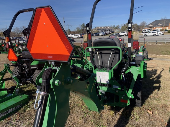 2023 John Deere 1025R Photo 4