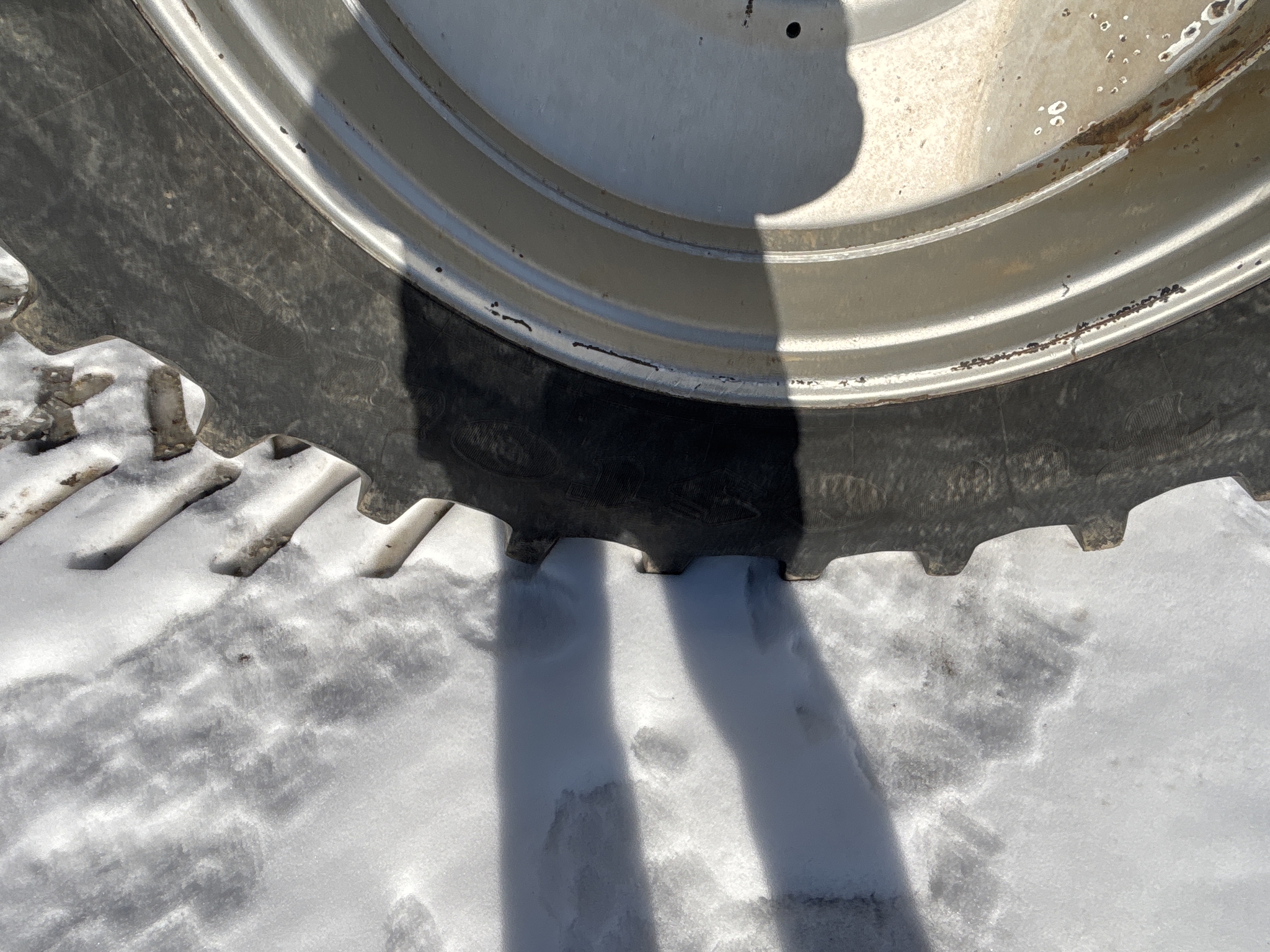 Used 2006 Case IH Magnum 275 Row Crop Tractors at Koenig Equipment in Greenville, OH - PhotoXL24