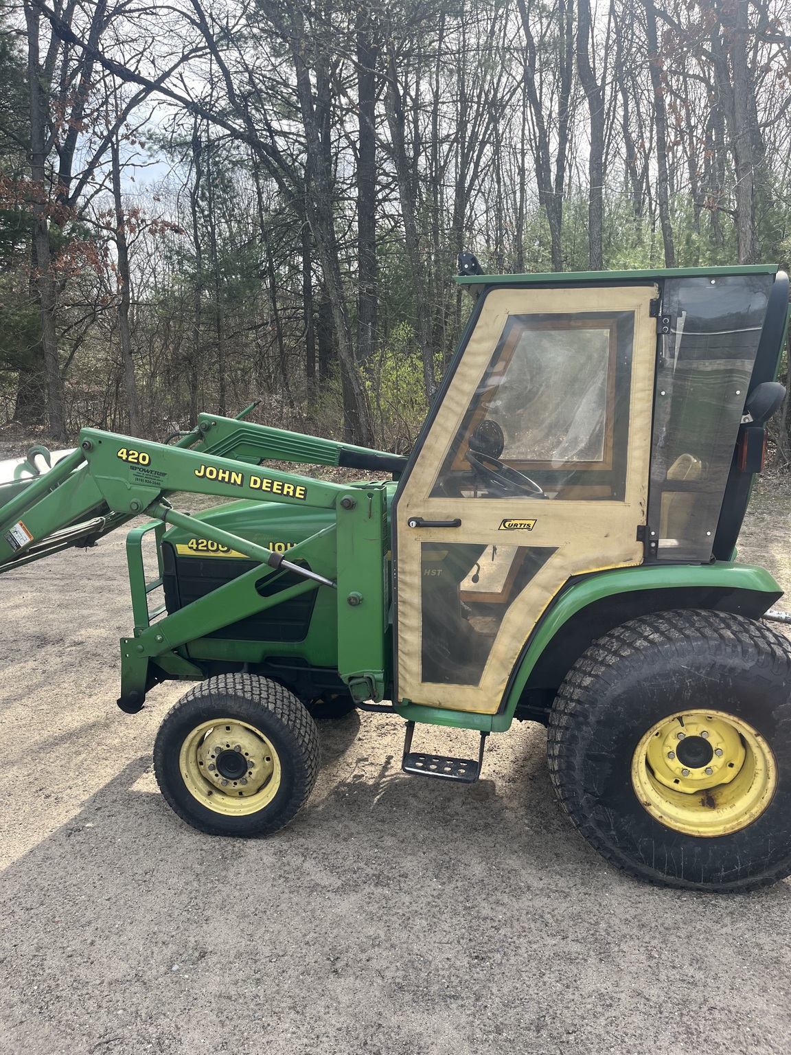 1999 John Deere 4200 Image 3