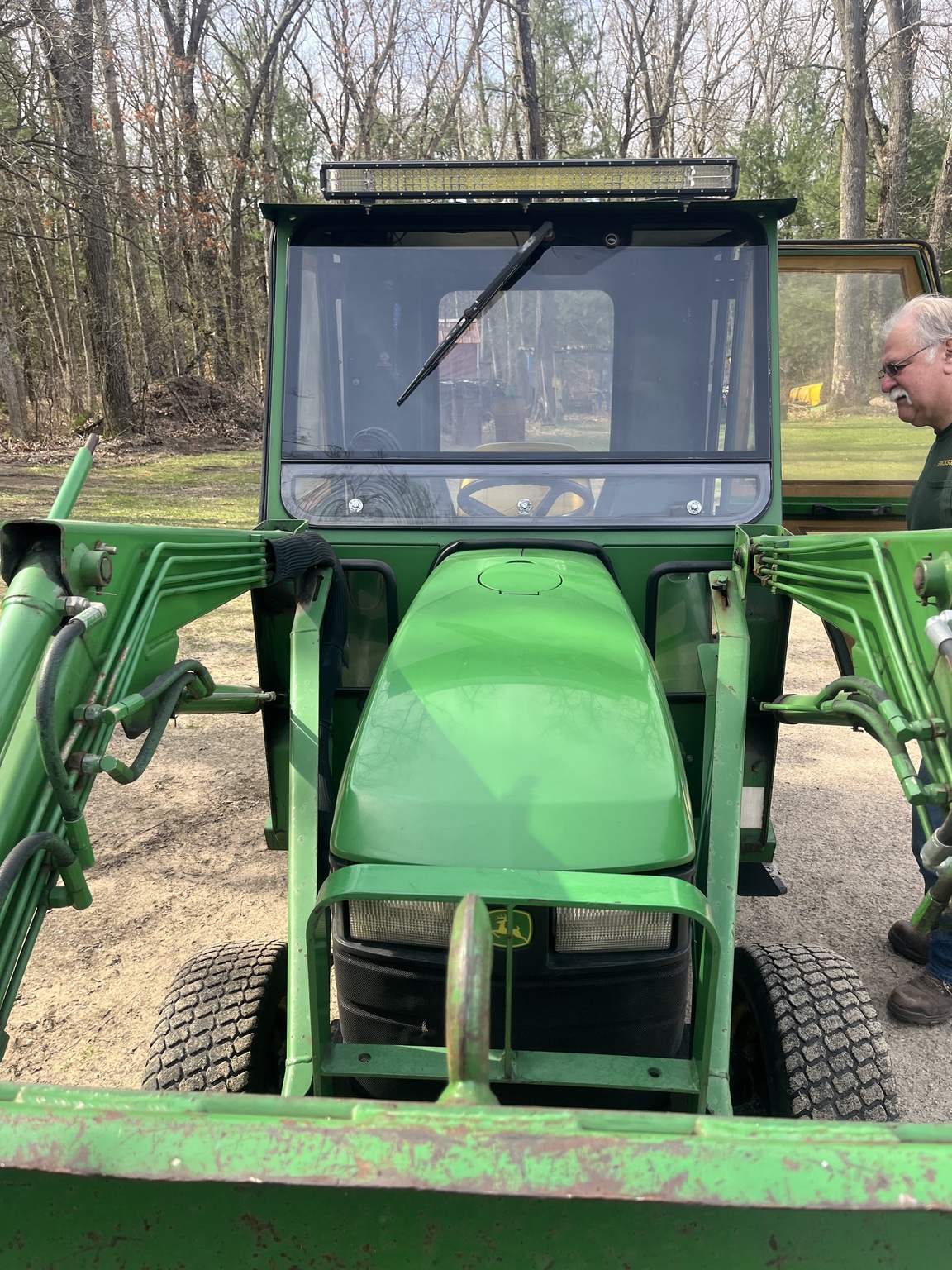 1999 John Deere 4200 Image 5