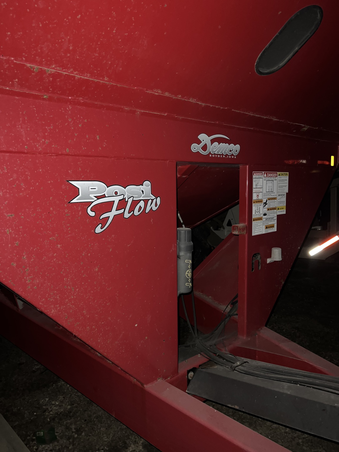 2006 Demco 800 Image 4