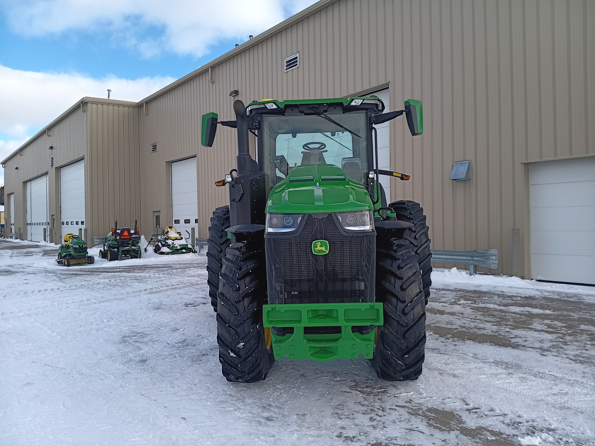 2024 John Deere 8R 230 Image 8