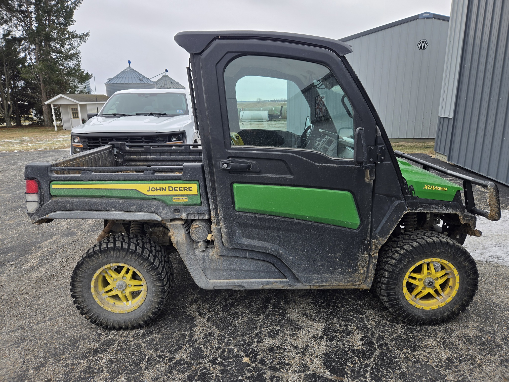  2022 John Deere XUV 835M at Heritage Tractor in Carthage, IL
