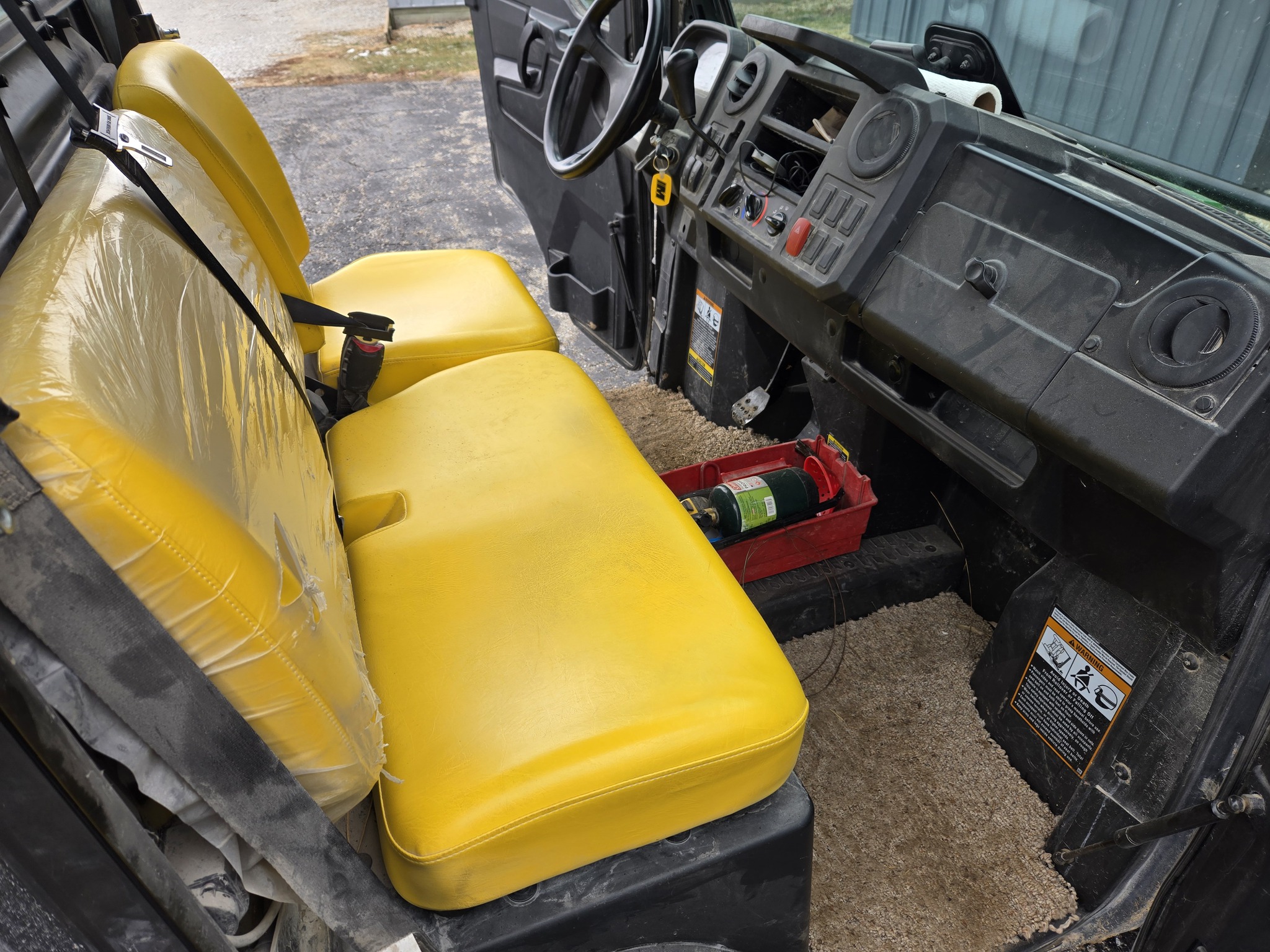  2022 John Deere XUV 835M at Heritage Tractor in Carthage, IL