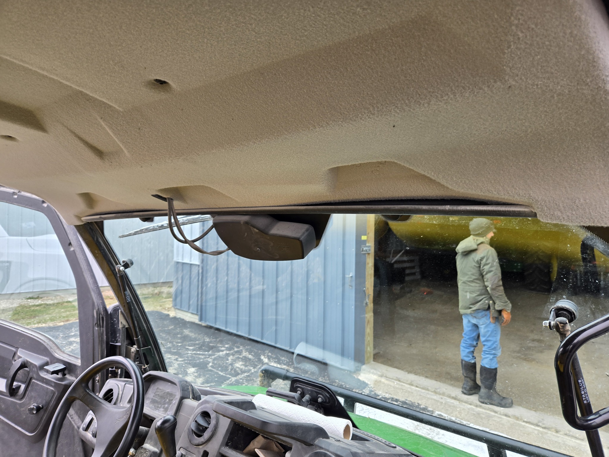  2022 John Deere XUV 835M at Heritage Tractor in Carthage, IL