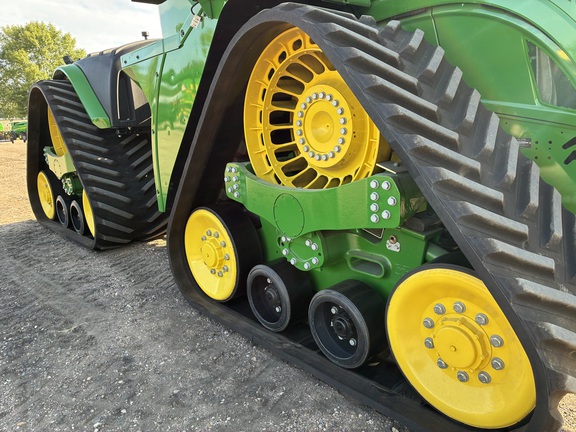 2025 John Deere 9RX 640 - Photo13