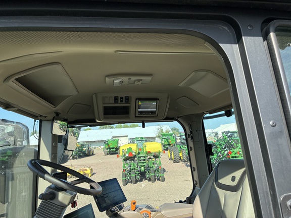 2025 John Deere 9RX 640 - Photo30