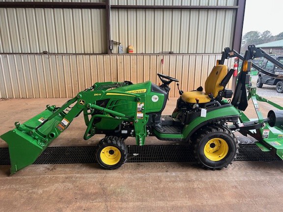 2023 John Deere 1025R Photo 1