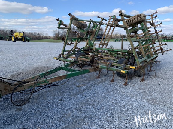 Photo of 1990 John Deere 960