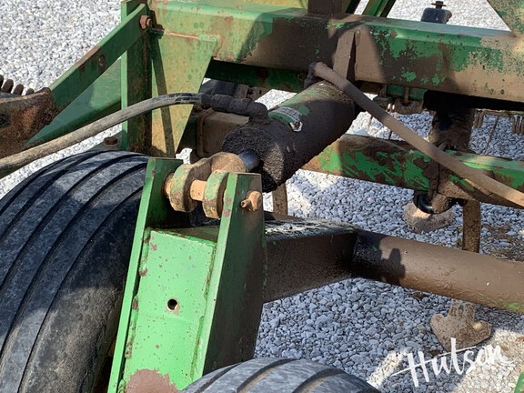 Photo of 1990 John Deere 960