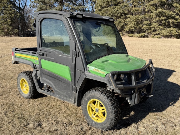  John Deere XUV 835M