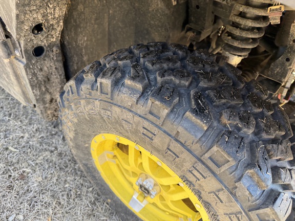 2020 John Deere XUV 835M - Photo11