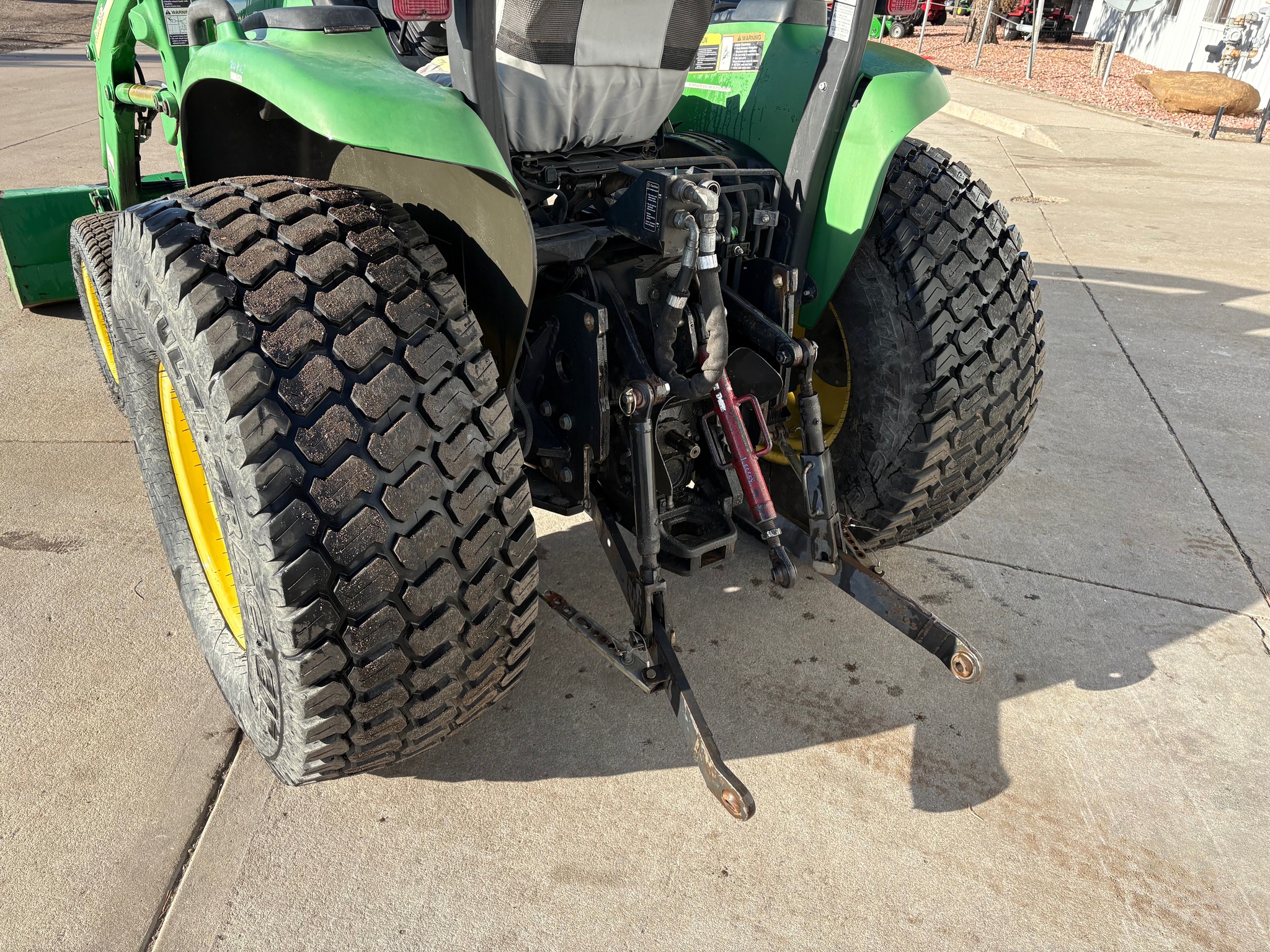 2007 John Deere 4520 Image 3