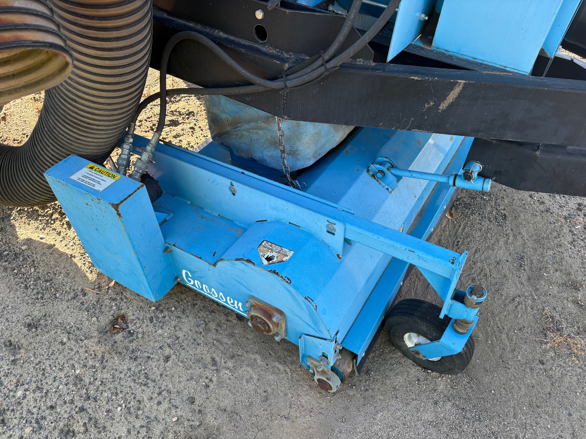 Harper VV1 VERSA VAC Image 5